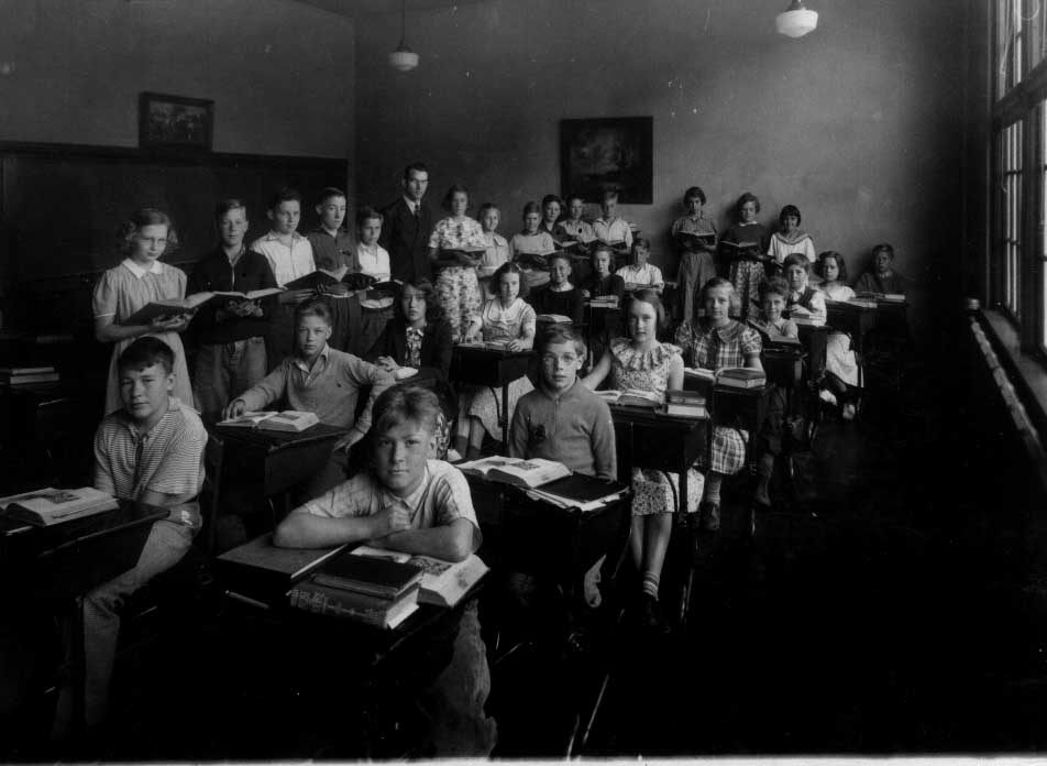 Mr. Robert's 1938 homeroom